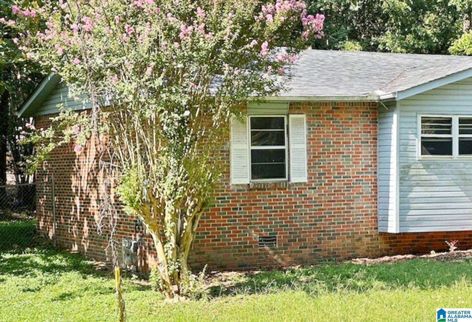 1709 Gaston Road Birmingham, AL 35217 - Photo 3 of 18
