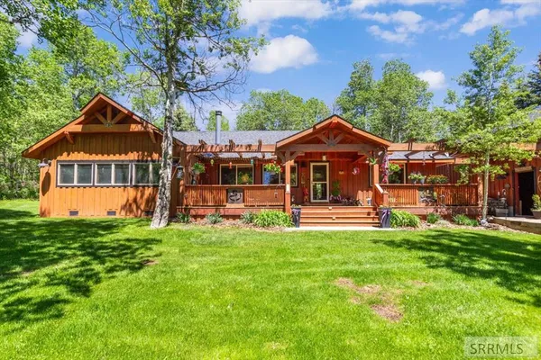 $1,900,000 | 3883-3872 Lake Shore Drive, Island Park, ID 83429