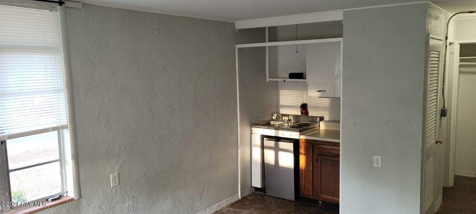 165 North May Street, Unit 1 Southern Pines, NC 28387 - Photo 4 of 4 Apt 1c