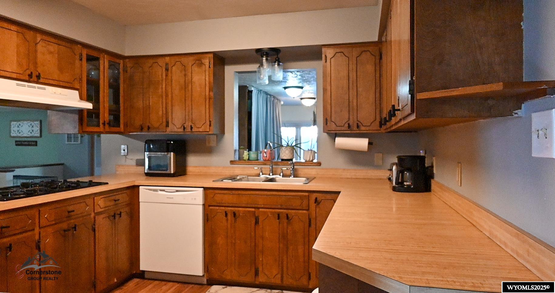 216 Valley Circle Riverton, WY 82501 - Photo 11 of 29