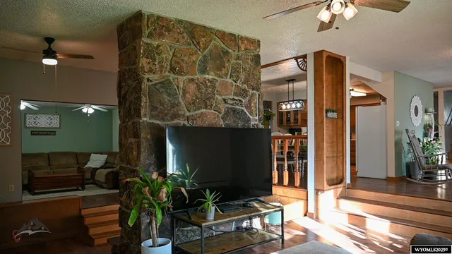 $325,000 | 216 Valley Circle, Riverton, WY 82501