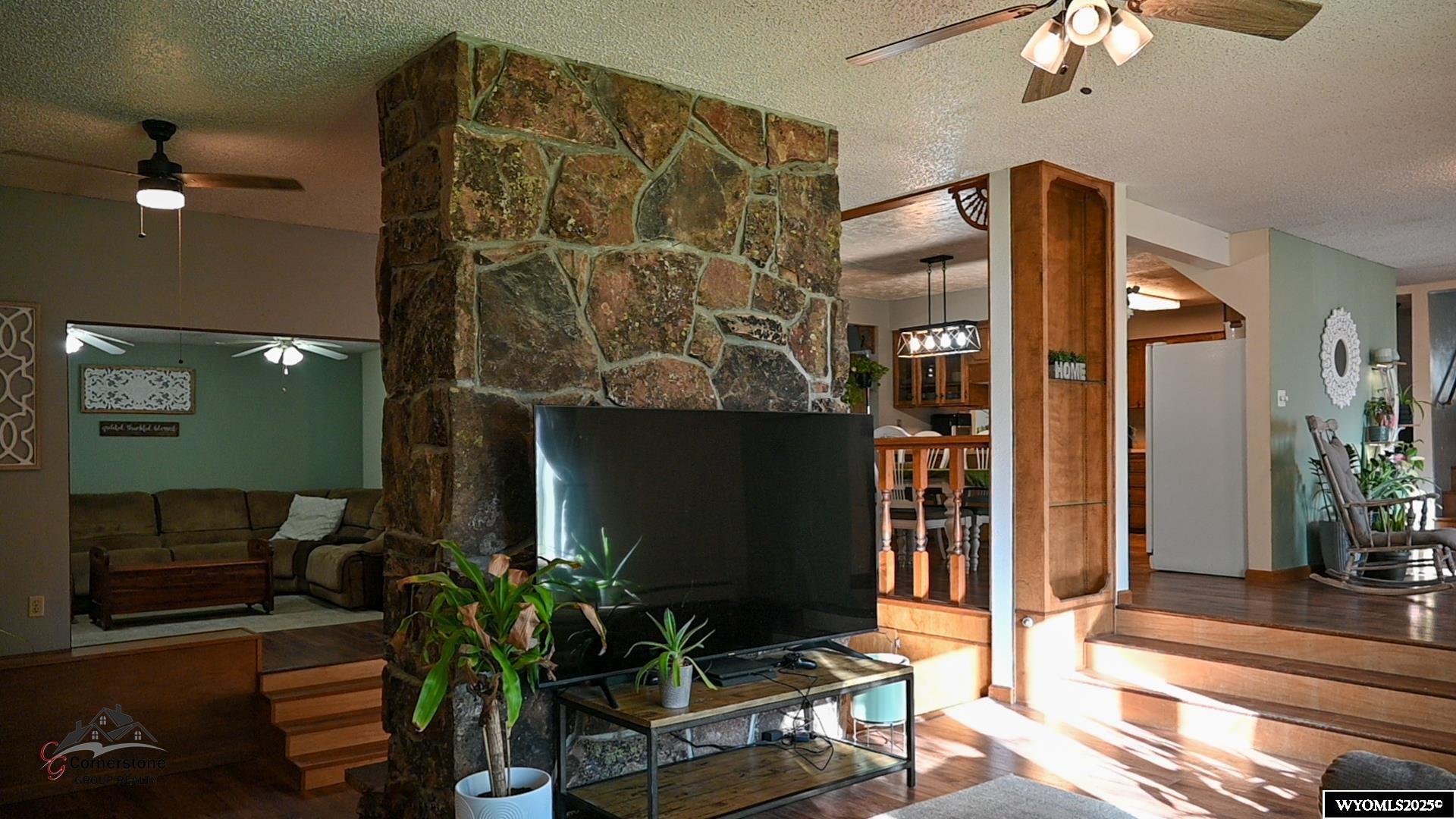 216 Valley Circle Riverton, WY 82501 - Photo 7 of 29