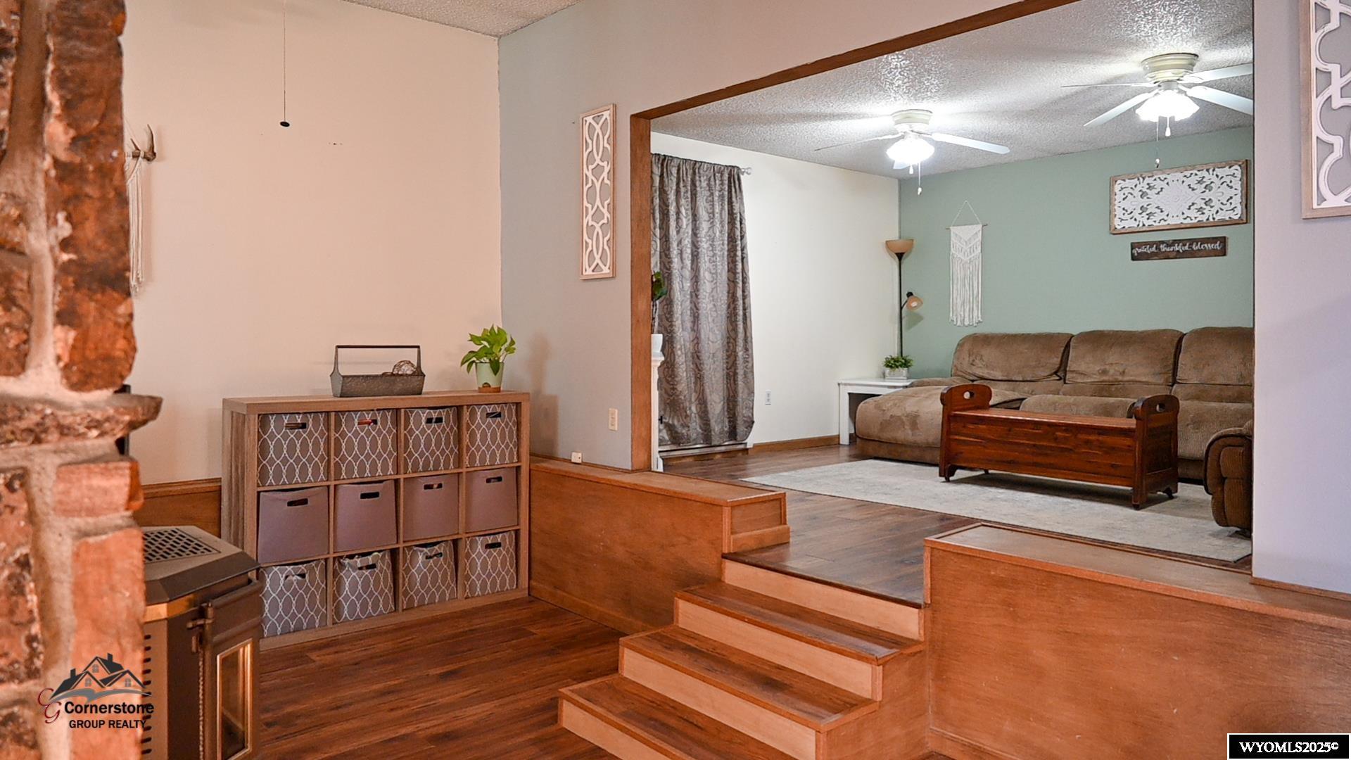 216 Valley Circle Riverton, WY 82501 - Photo 9 of 29