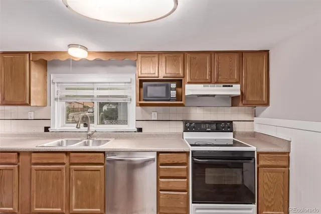 $380,000 | 105 Bonfoy Avenue, Colorado Springs, CO 80909