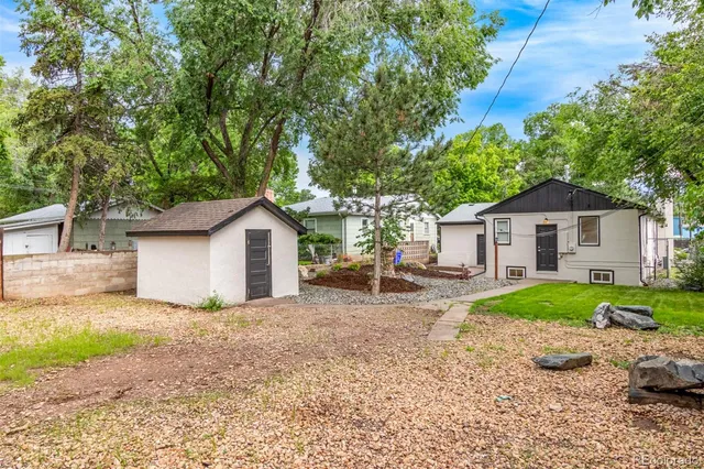 $380,000 | 105 Bonfoy Avenue, Colorado Springs, CO 80909