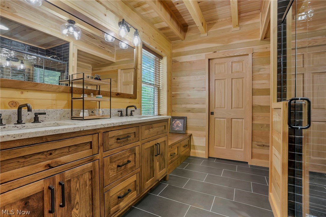 21869 Frantz Road Logan, OH 43138 - Photo 18 of 50