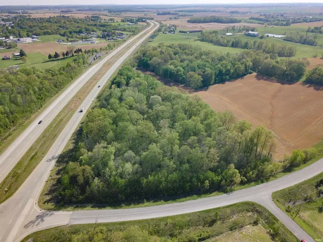 $420,000 | 300 County Rd Dale, Dale, IN 47523