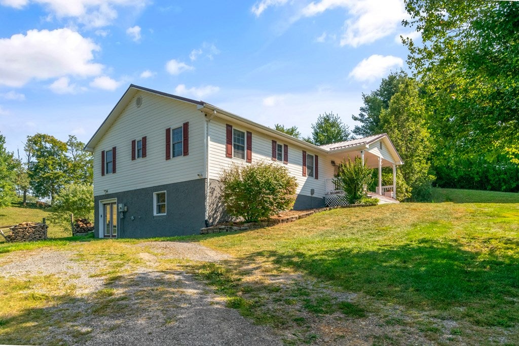 898 Spraker Road Crockett, VA 24323 - Photo 36 of 52 Gallery Image 36