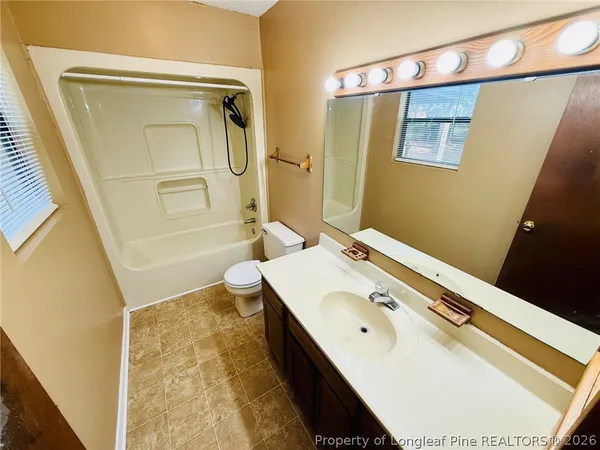 $1,350 | 210 Tiverton Street, Fayetteville, NC 28314