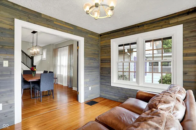 $599,000 | 206 East 51st Street, Indianapolis, IN 46205