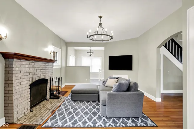 $599,000 | 206 East 51st Street, Indianapolis, IN 46205