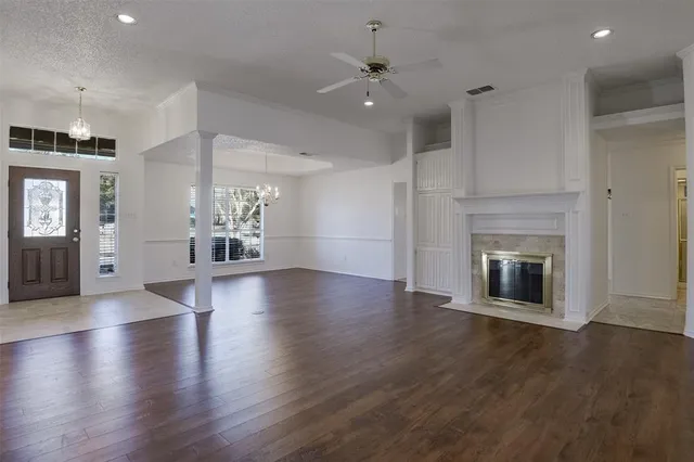 $399,900 | 6913 Aspen Wood Trail, Fort Worth, TX 76132