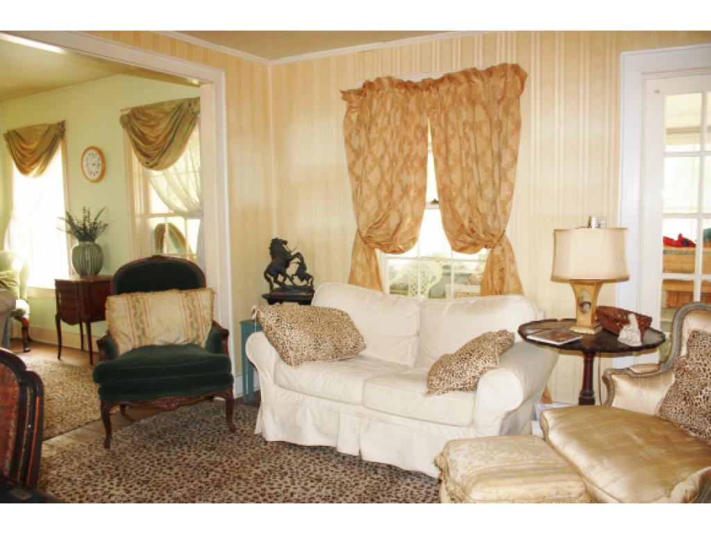Gallery Image 7