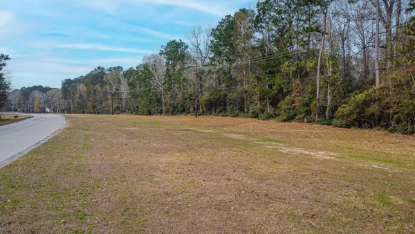 $289,000 | 235 Lake Commons Court, Huffman, TX 77336