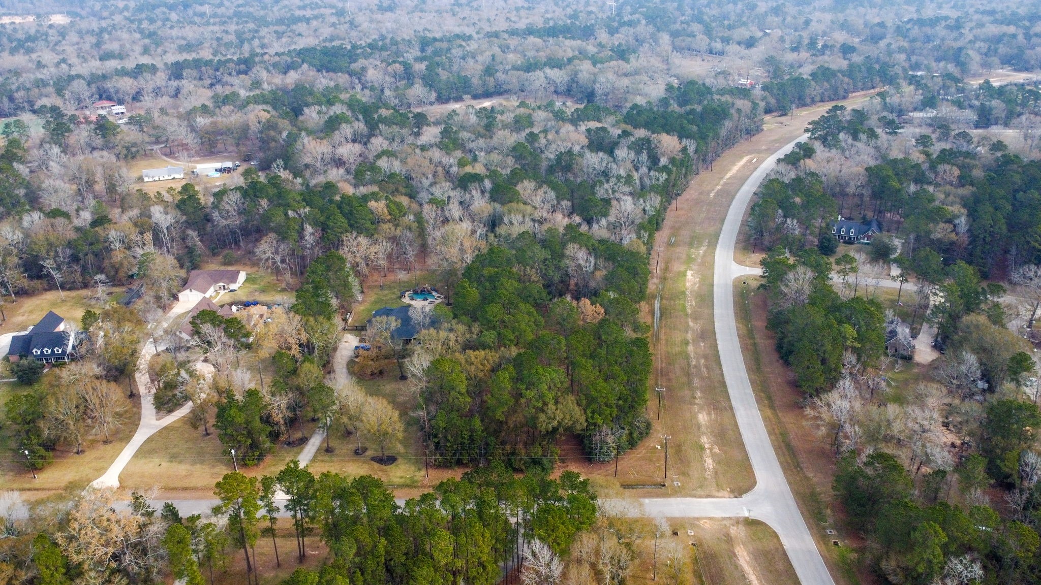 235 Lake Commons Court Huffman, TX 77336 - Photo 4 of 21