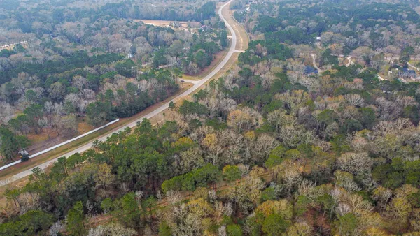 $289,000 | 235 Lake Commons Court, Huffman, TX 77336