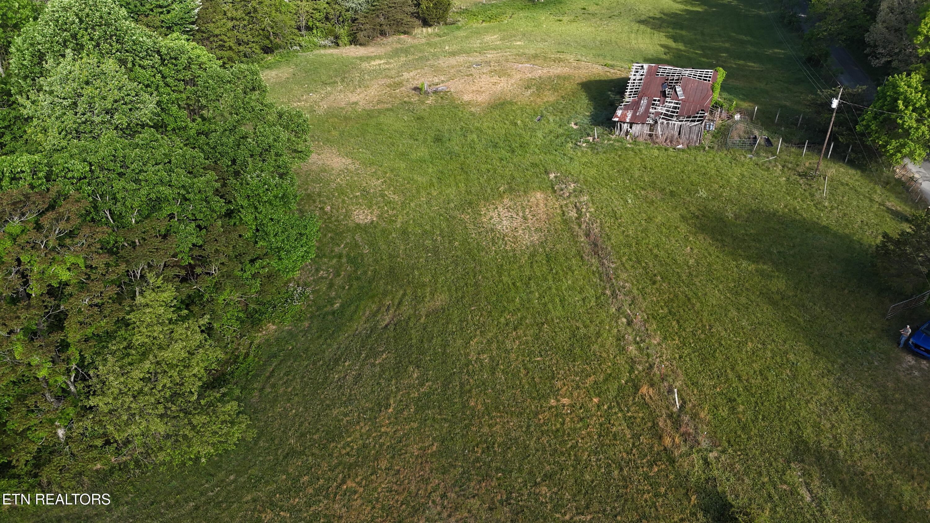 Murphy Road Crawford, TN 38554 - Photo 9 of 12 DJI_20260426084555_0028_D