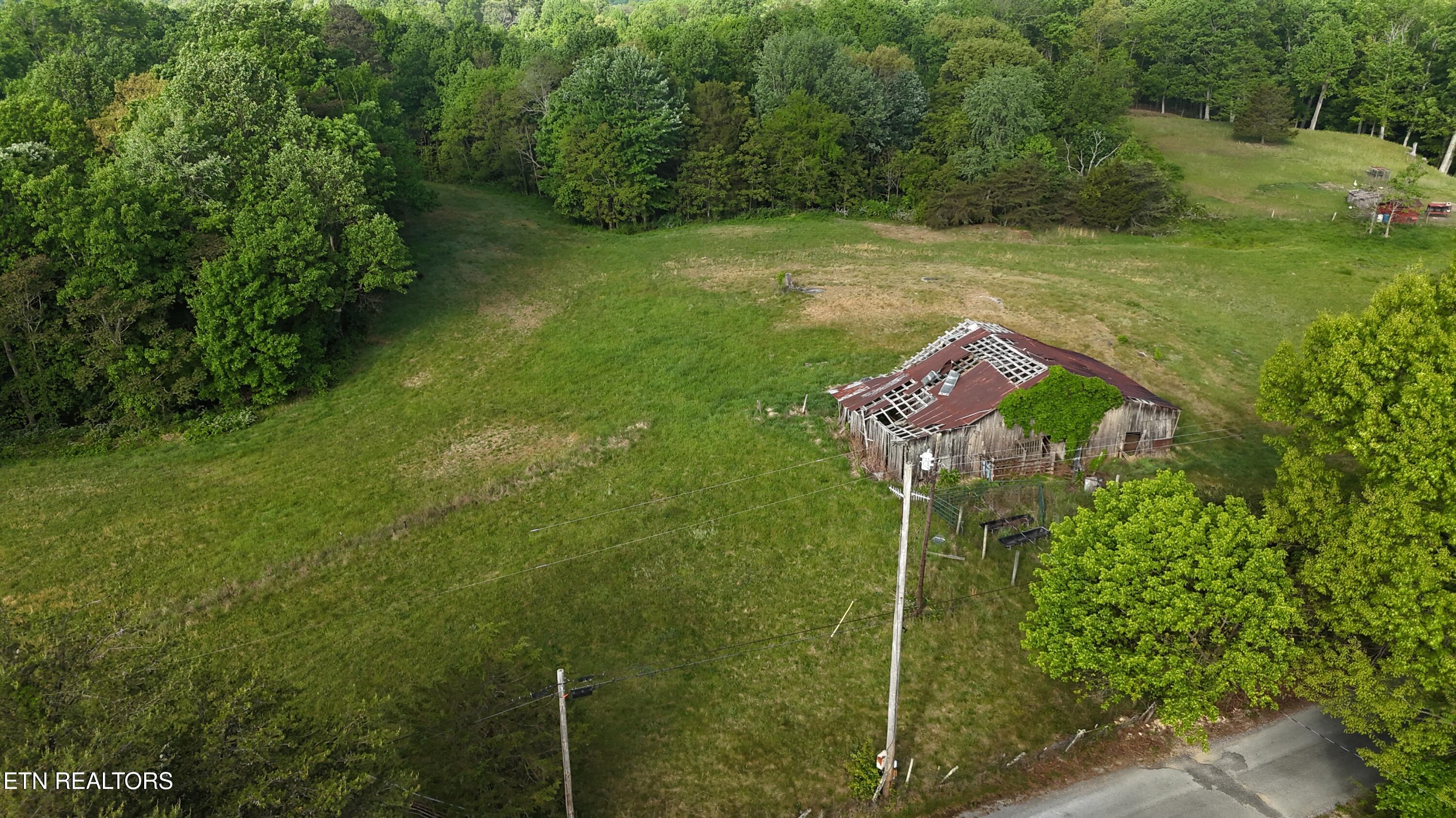 Murphy Road Crawford, TN 38554 - Photo 10 of 12 DJI_20260426084905_0031_D