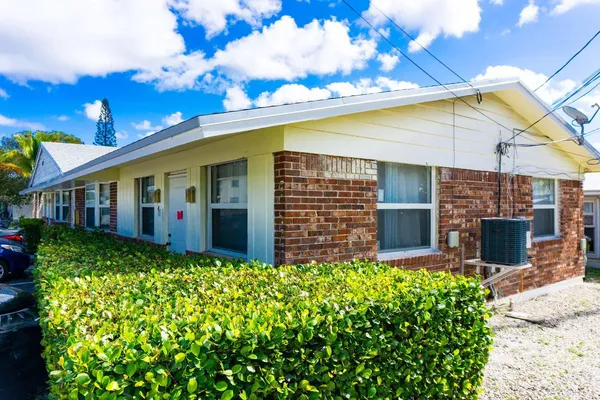 $1,550 | 1431 South Federal Highway, Unit 1, Lake Worth, FL 33460