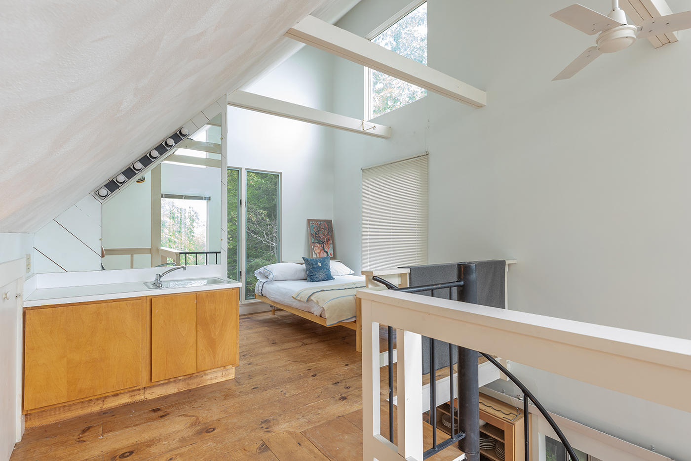 53 Fullington Road Lincolnville, ME 04849 - Photo 12 of 28 Loft bedroom