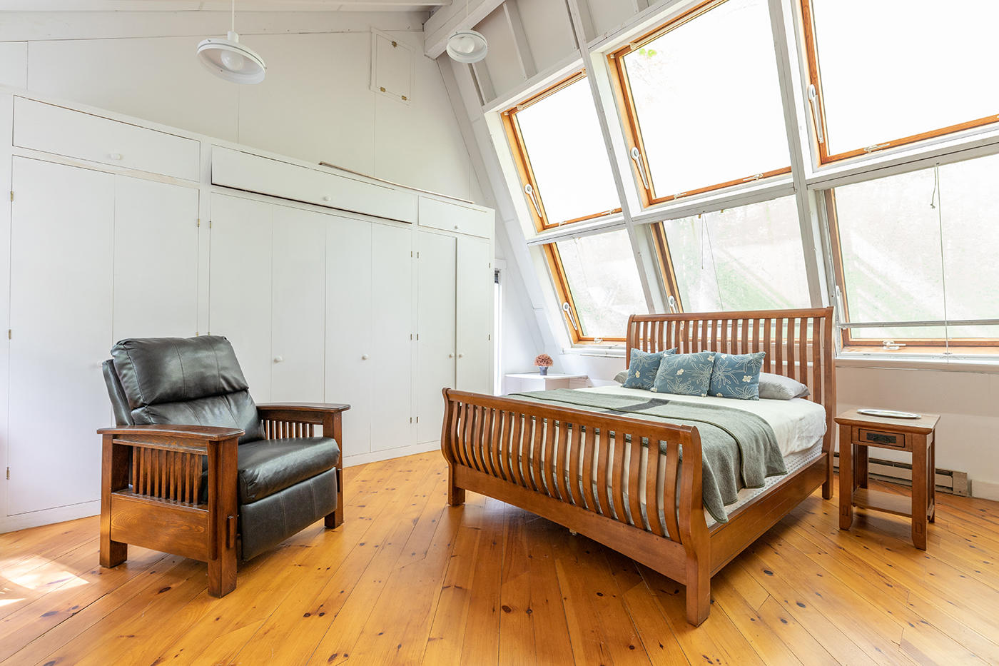 53 Fullington Road Lincolnville, ME 04849 - Photo 14 of 28 Second first floor bedroom
