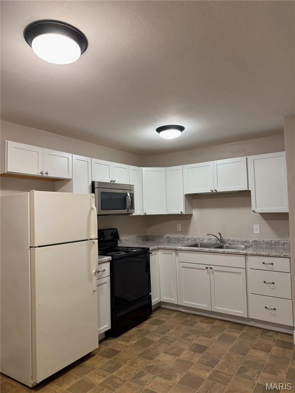 919 Mulberry Street, Unit 127 Highland, IL 62249 - Photo 2 of 6