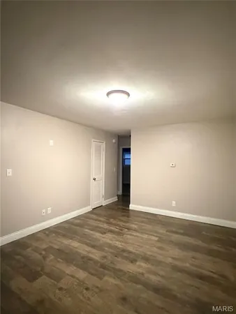 $705 | 919 Mulberry Street, Unit 127, Highland, IL 62249