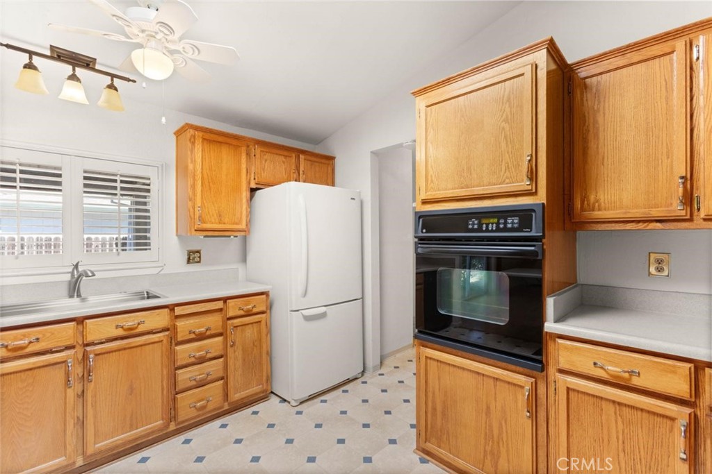 2050 Springfield Drive, Unit 103 Chico, CA 95928 - Photo 20 of 35