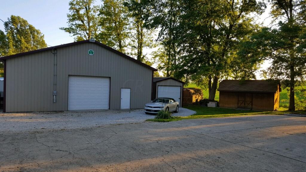 1204 Patterson Road Southwest Pataskala, OH 43062 - Photo 2 of 11