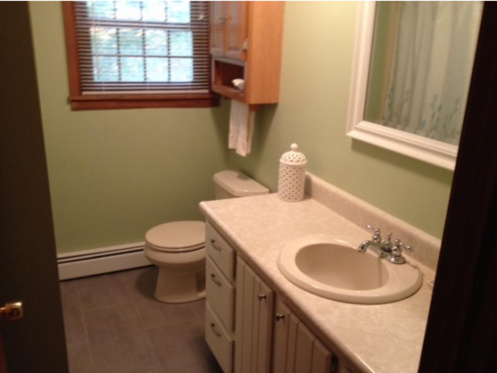 8 Beech Hill Road Exeter, NH 03833 - Photo 4 of 22