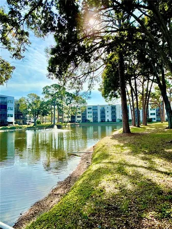 $1,900 | 5970 80th Street North, Unit 411, St. Petersburg, FL 33709