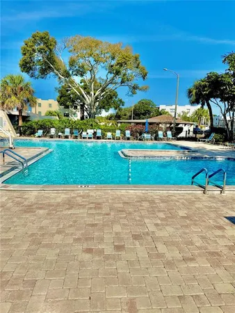 $1,900 | 5970 80th Street North, Unit 411, St. Petersburg, FL 33709