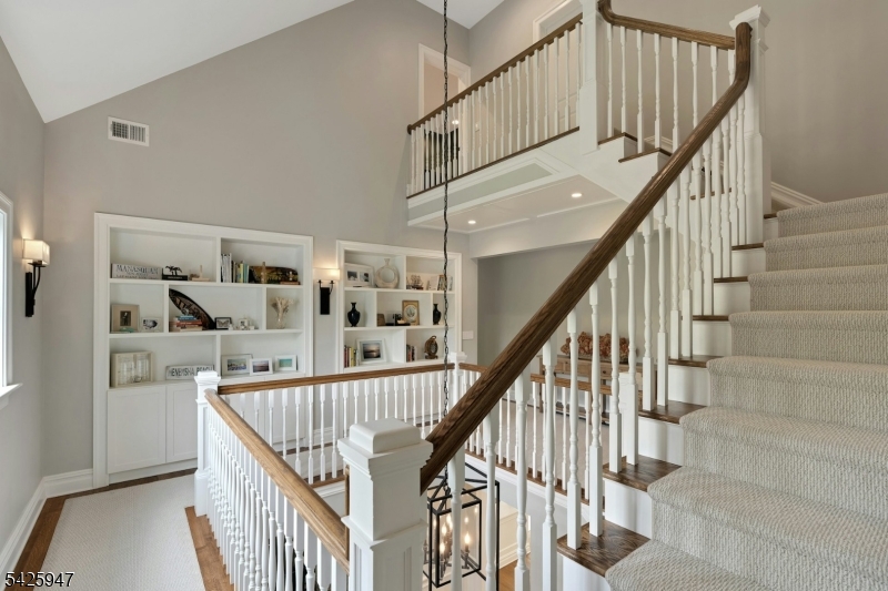 138 Oakwood Road Watchung, NJ 07069 - Photo 17 of 50