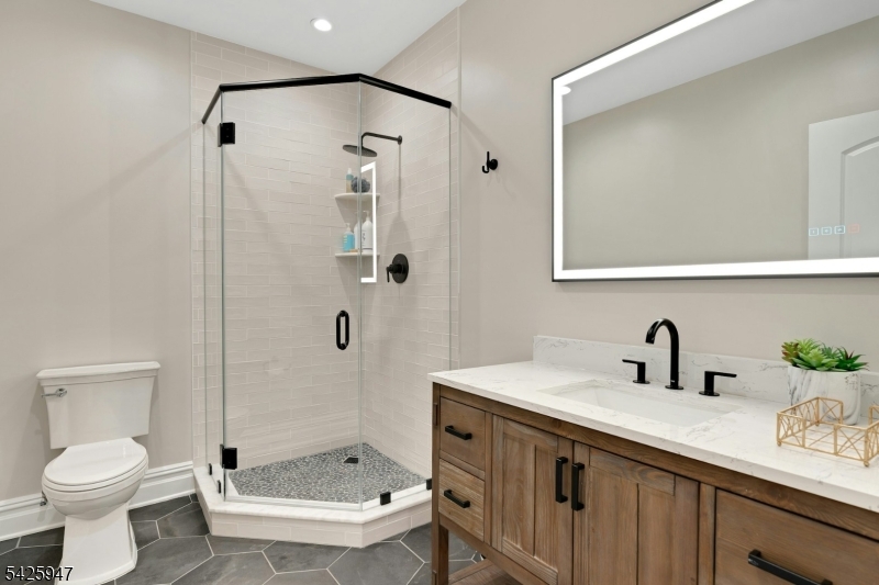 138 Oakwood Road Watchung, NJ 07069 - Photo 32 of 50