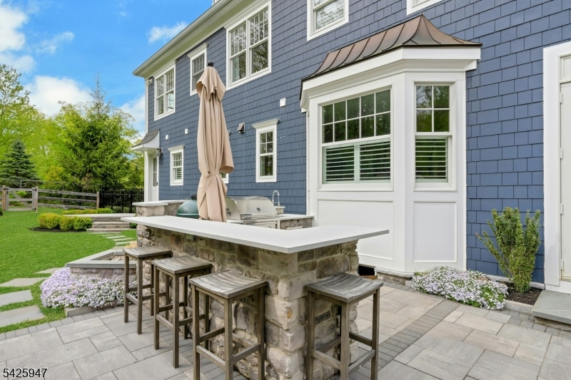 138 Oakwood Road Watchung, NJ 07069 - Photo 34 of 50