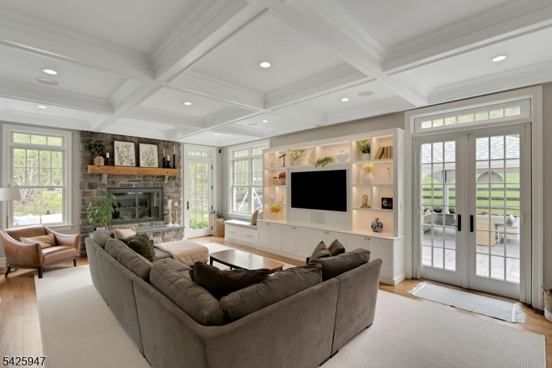 138 Oakwood Road Watchung, NJ 07069 - Photo 9 of 50