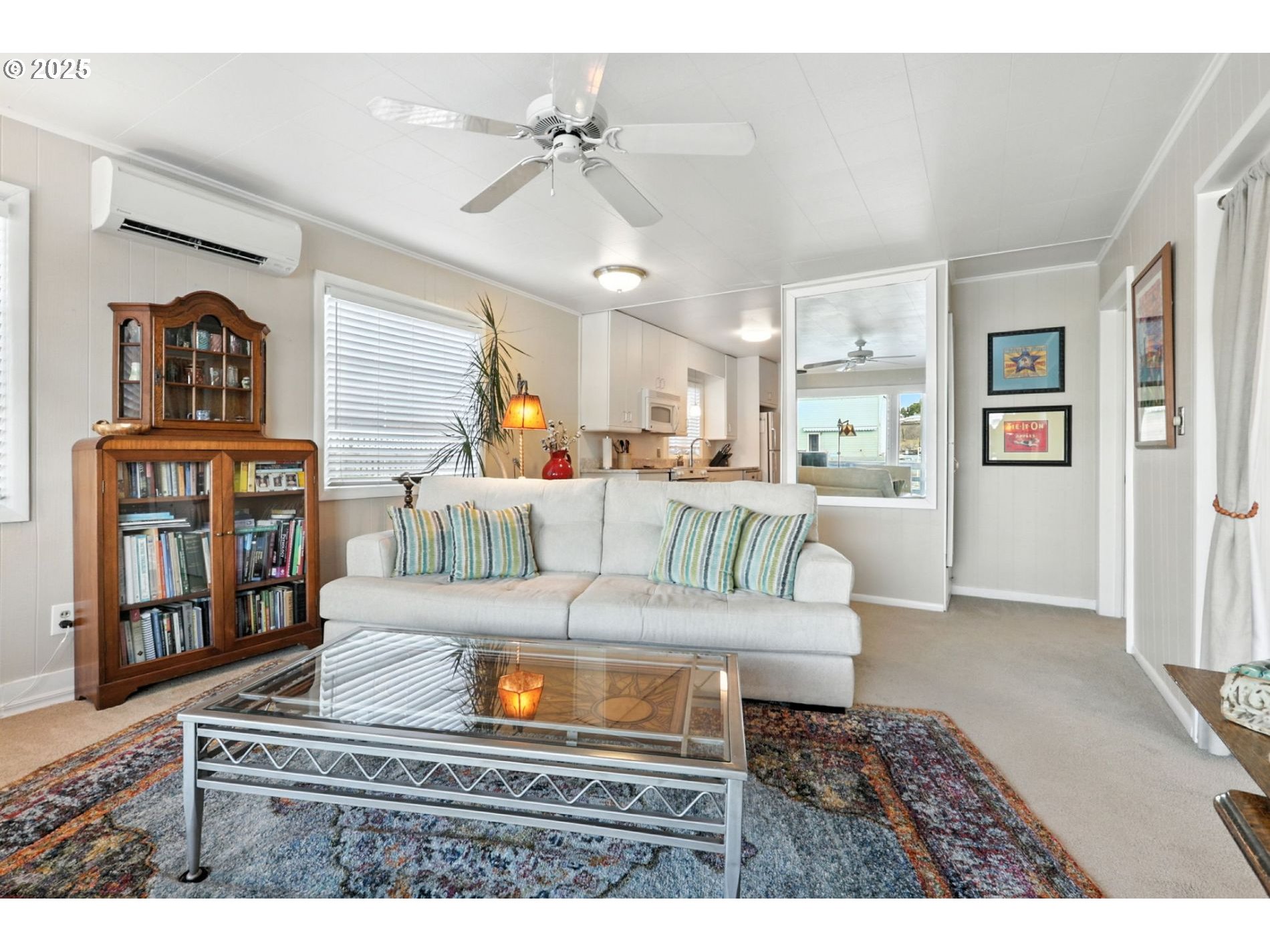 535 Northeast Bridgeton Road, Unit 2 Portland, OR 97211 - Photo 5 of 43