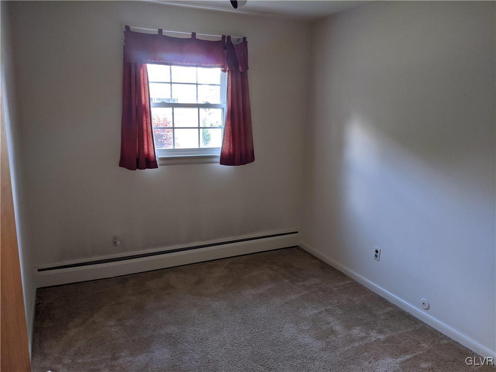 4614 Gary Road Orefield, PA 18069 - Photo 12 of 25 Gallery Image 12