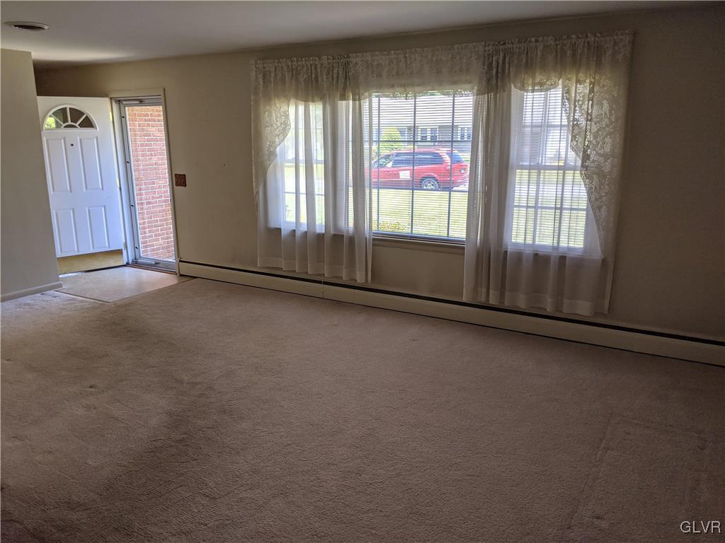 4614 Gary Road Orefield, PA 18069 - Photo 4 of 25 Gallery Image 4