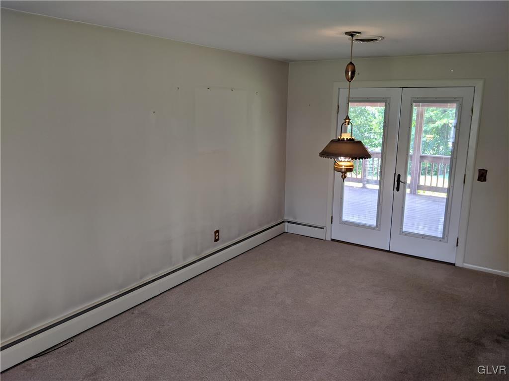 4614 Gary Road Orefield, PA 18069 - Photo 5 of 25 Gallery Image 5