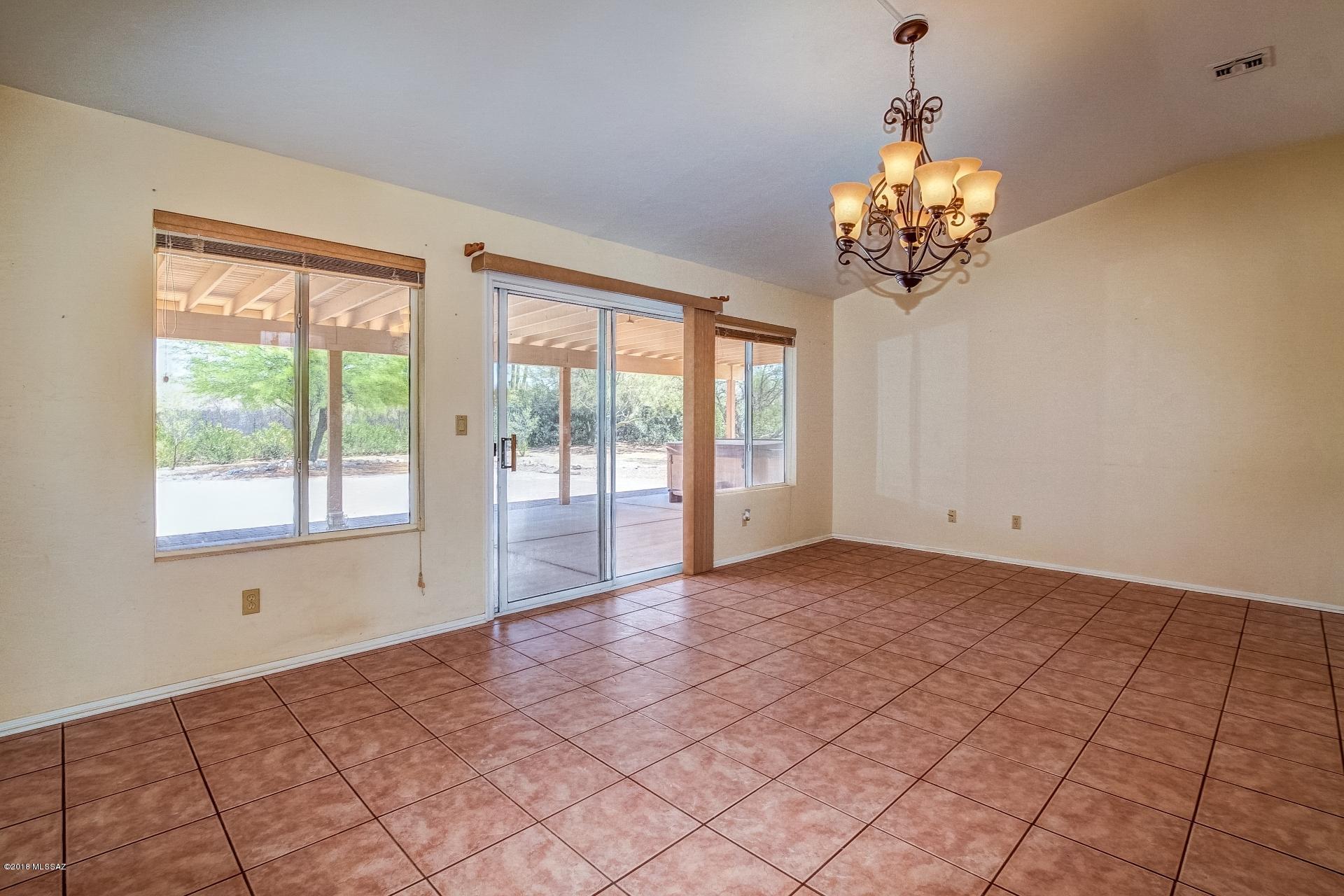 10951 North Sandra Road Tucson, AZ 85742 - Photo 7 of 28 Gallery Image 7