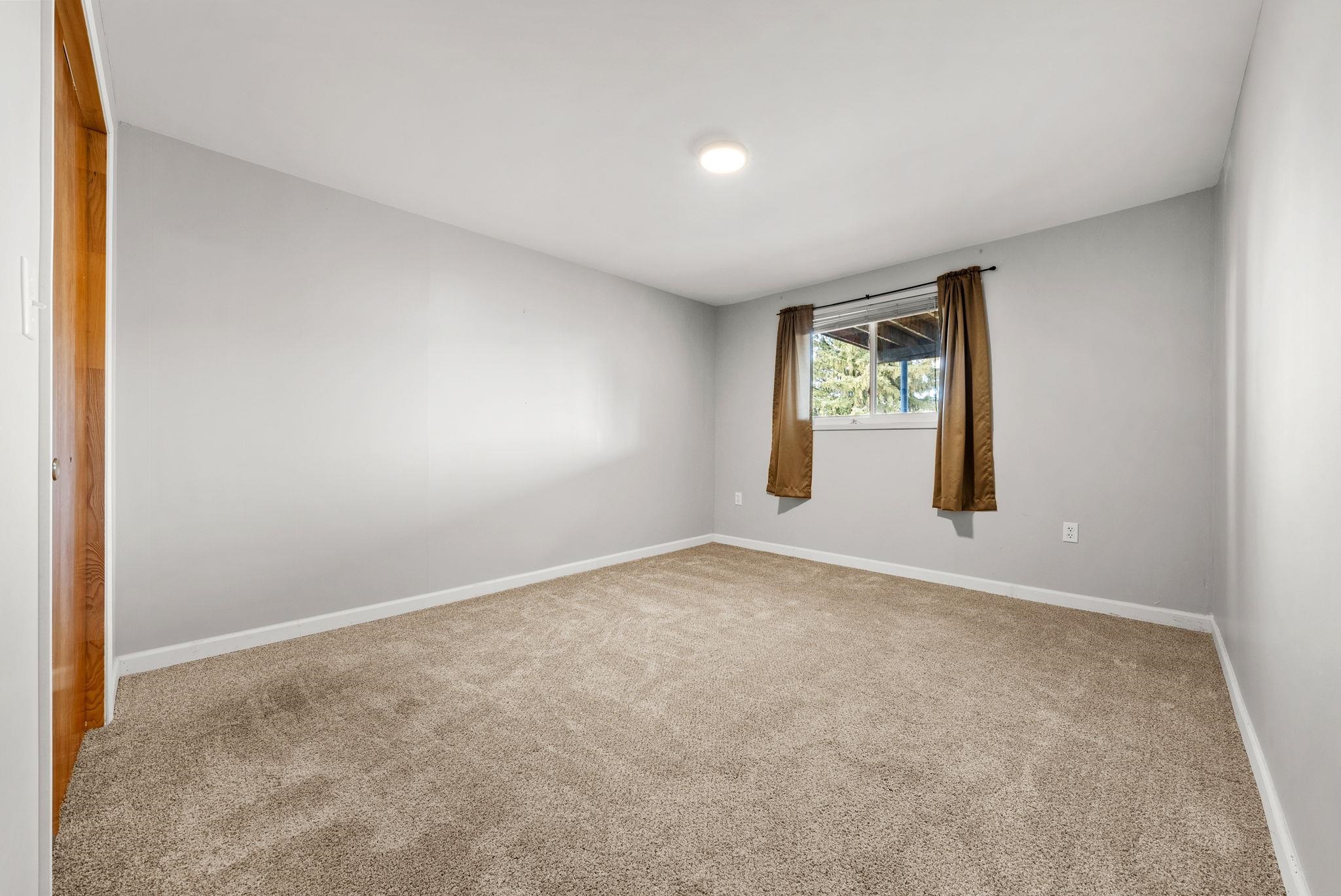 147 Lindsey Street Tekoa, WA 99033 - Photo 32 of 49