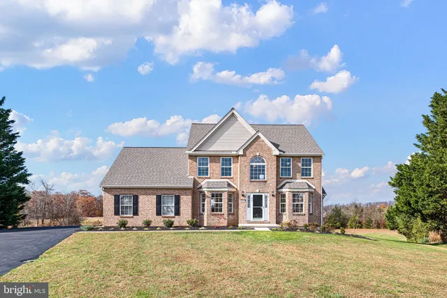 $579,900 | 229 West Old Squaw Road, Middletown, DE 19709