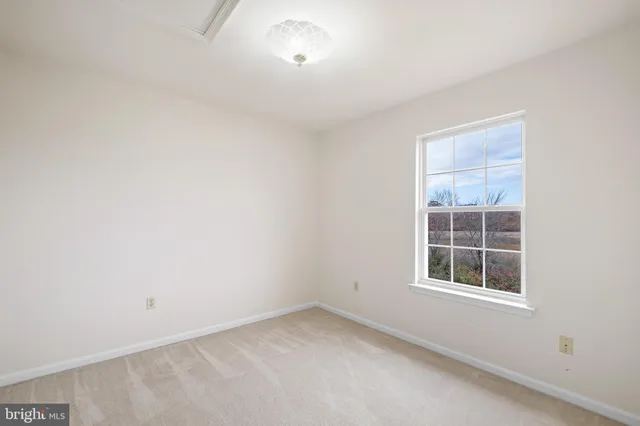 $579,900 | 229 West Old Squaw Road, Middletown, DE 19709