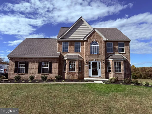 $579,900 | 229 West Old Squaw Road, Middletown, DE 19709