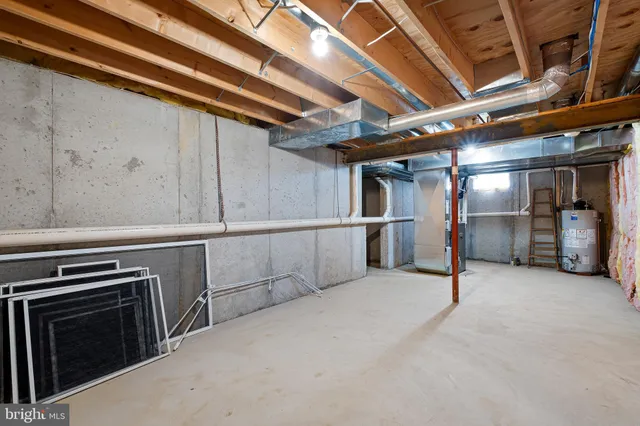 $579,900 | 229 West Old Squaw Road, Middletown, DE 19709