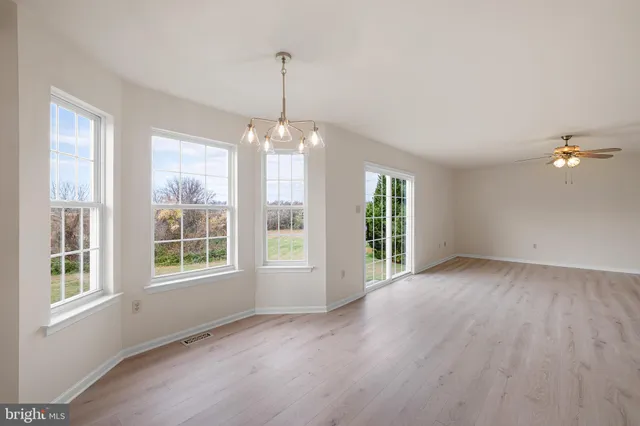 $579,900 | 229 West Old Squaw Road, Middletown, DE 19709