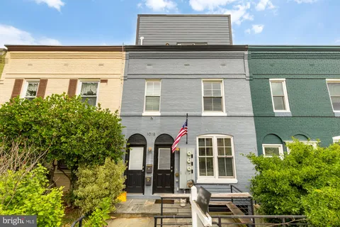 $549,000 | 1018 13th Street Southeast, Unit 2, Washington, DC 20003