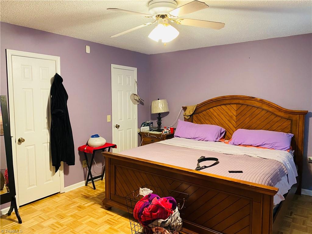 5807 Running Ridge Road Greensboro, NC 27407 - Photo 16 of 20 Gallery Image 16
