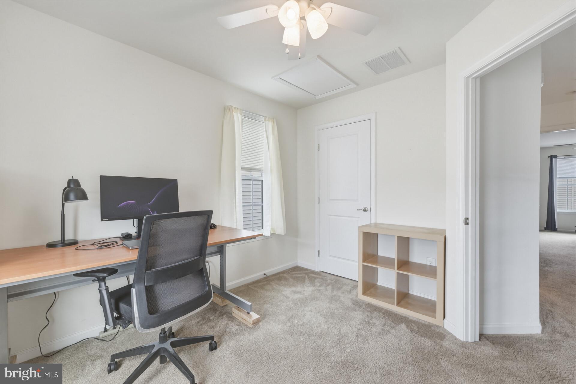 325 Schmidt Road Phoenixville, PA 19460 - Photo 20 of 27 a workspace with a desk and chair
